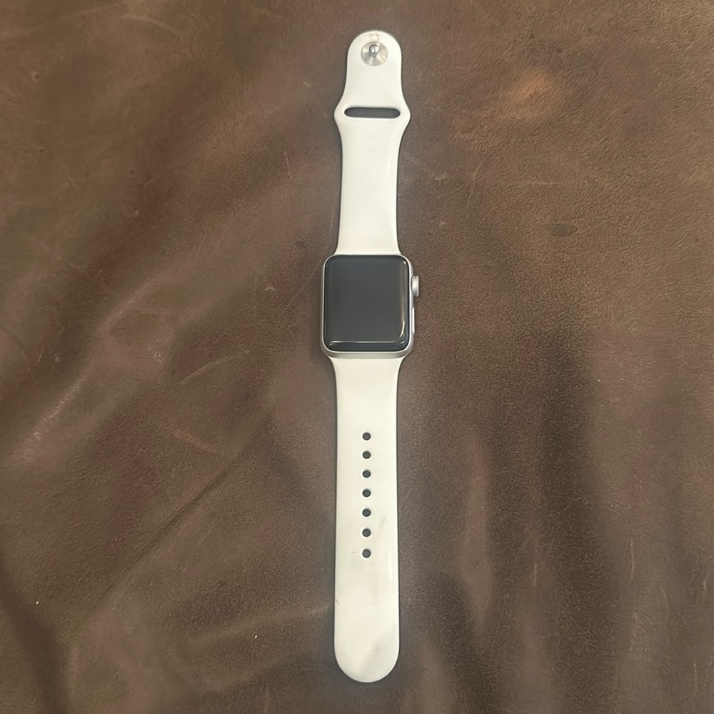 Silver Series 3 Apple Watch Size Small & Medium White Band & Charger Included